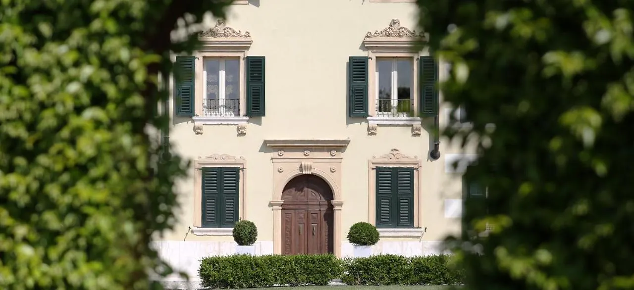 Madonna Villa Baietta Verona Itália